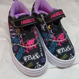 Heelys youth skate shoes size 12